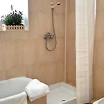 Сasa de vacaciones Charming House In With Sea View *